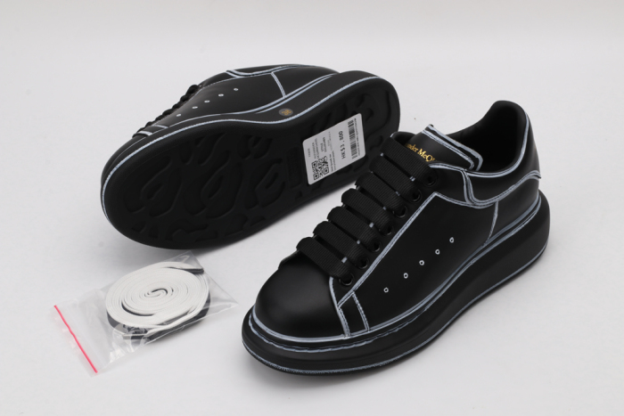 A*exander M*queen Sneaker