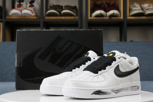 PEACEMINUSONE x Nike Air Force 1 “Para-Noise 2.0”