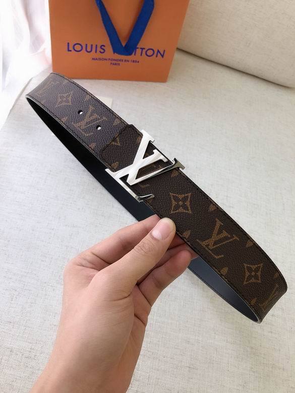L*uis V*itton Belts Top Version
