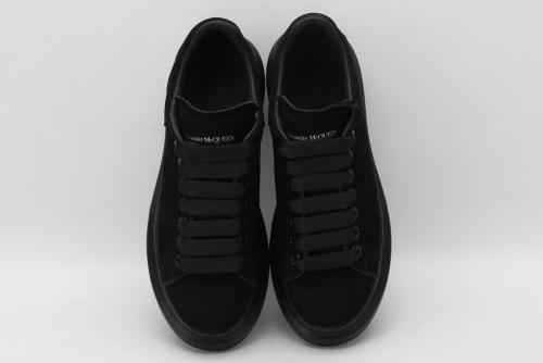 A*exander M*queen Sneaker