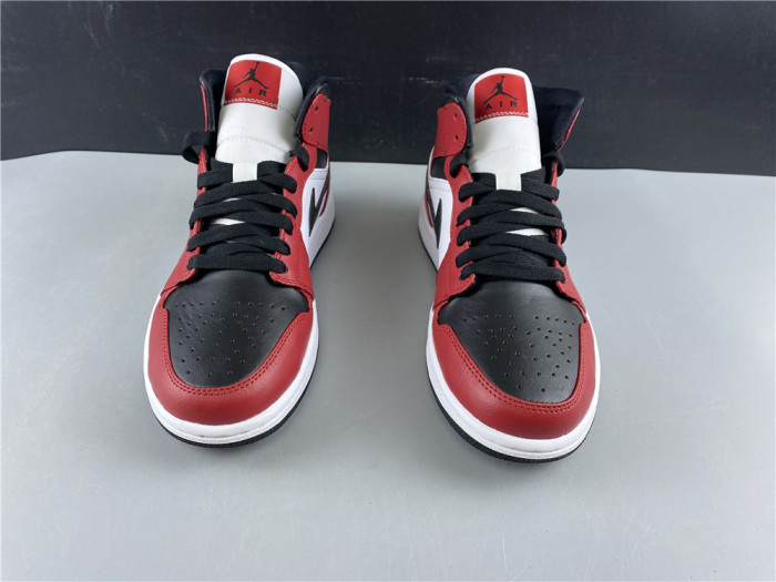 Air Jordan 1 Mid Chicago Toe 554724-069