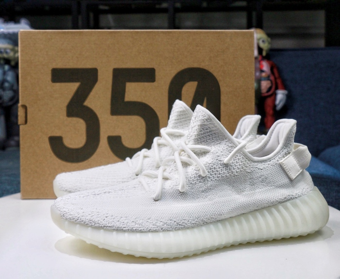 Yeezy boost 350 V2 Cream white