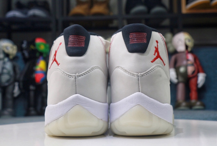 Air Jordan 11 Retro Platinum Tint  378037-016