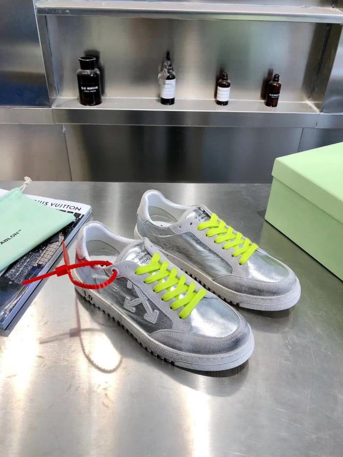 Men Women O*ff W*hite Sneaker
