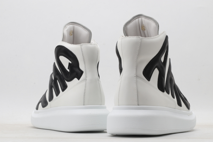 A*exander M*queen Sneaker