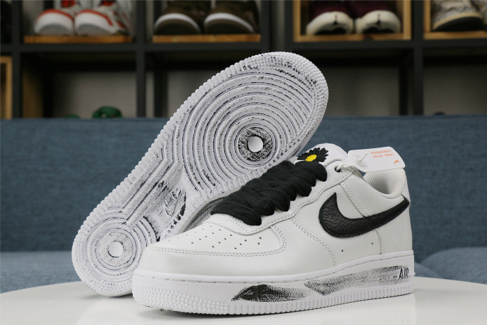 PEACEMINUSONE x Nike Air Force 1 “Para-Noise 2.0”