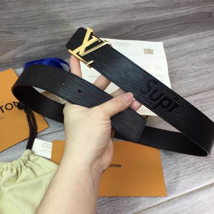 L*uis V*itton Belts Top Version