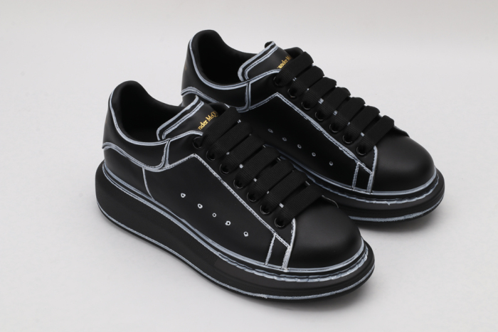 A*exander M*queen Sneaker