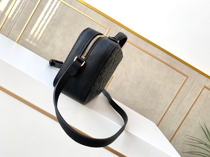 L*ouis V*uitton Bag Top Quality 22x16x8cm