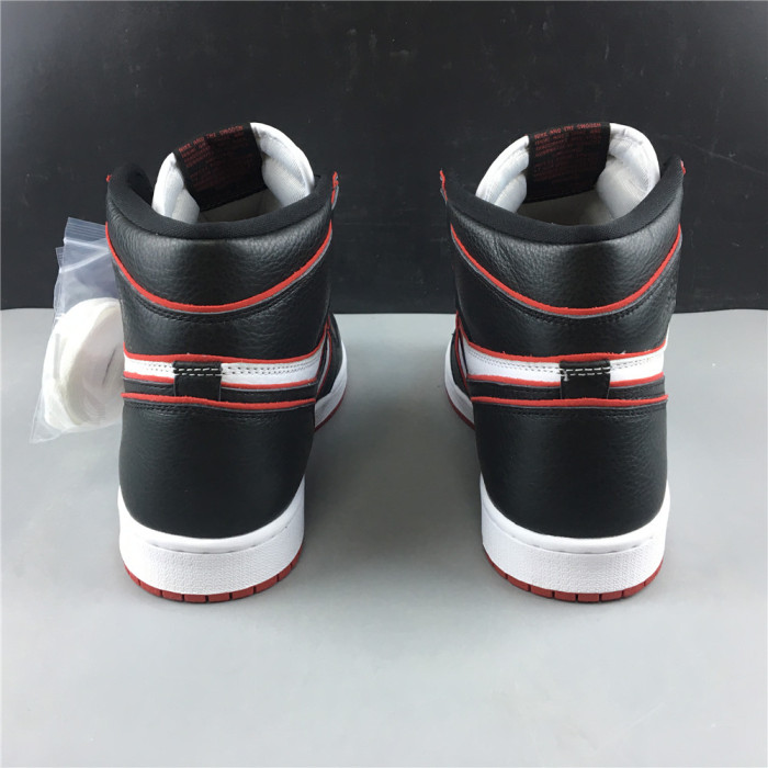 Air Jordan 1 Retro High Bloodline 555088-062