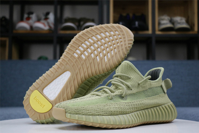 Yeezy Boost 350 V2 Sulfur