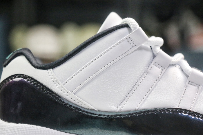 Air Jordan 11 Retro Low Iridescent 528895-145
