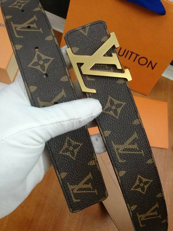 L*uis V*itton Belts Top Version