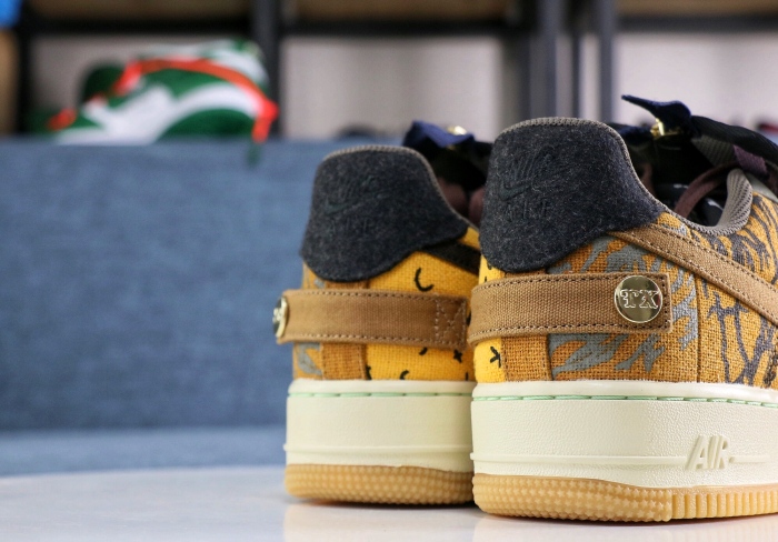 Nike Air Force 1 x Travis Scott Cactus Jack 2019