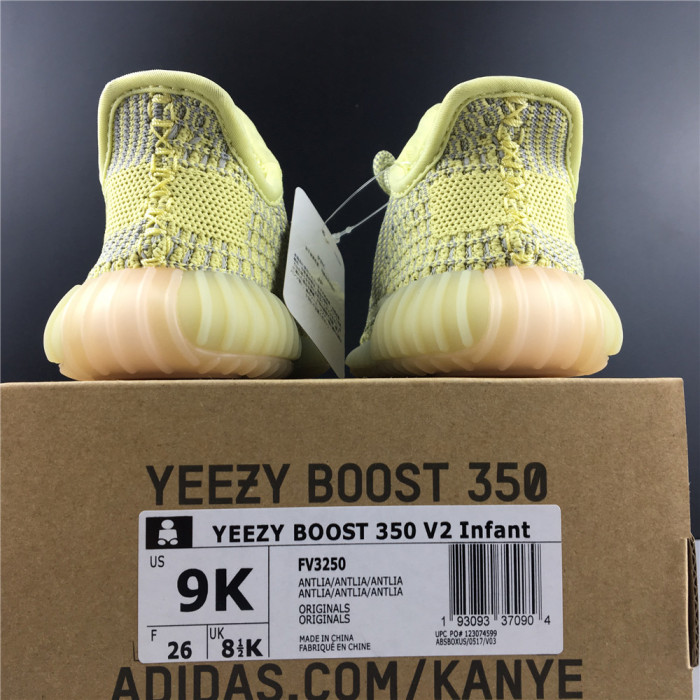 Kids Yeezy Boost 350 V2