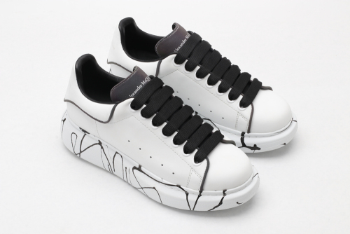 A*exander M*queen Sneaker