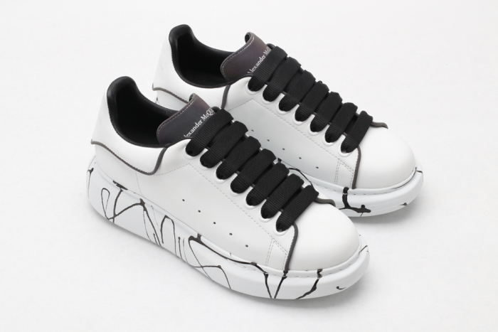 A*exander M*queen Sneaker