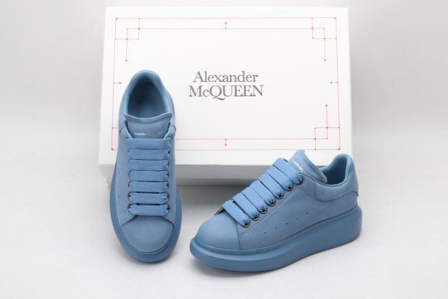 A*exander M*queen Sneaker