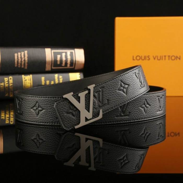 L*uis V*itton Belts Top Version
