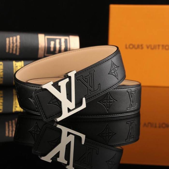 L*uis V*itton Belts Top Version