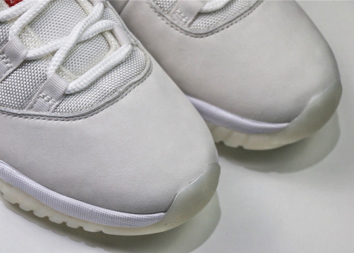 Air Jordan 11 Retro Platinum Tint  378037-016