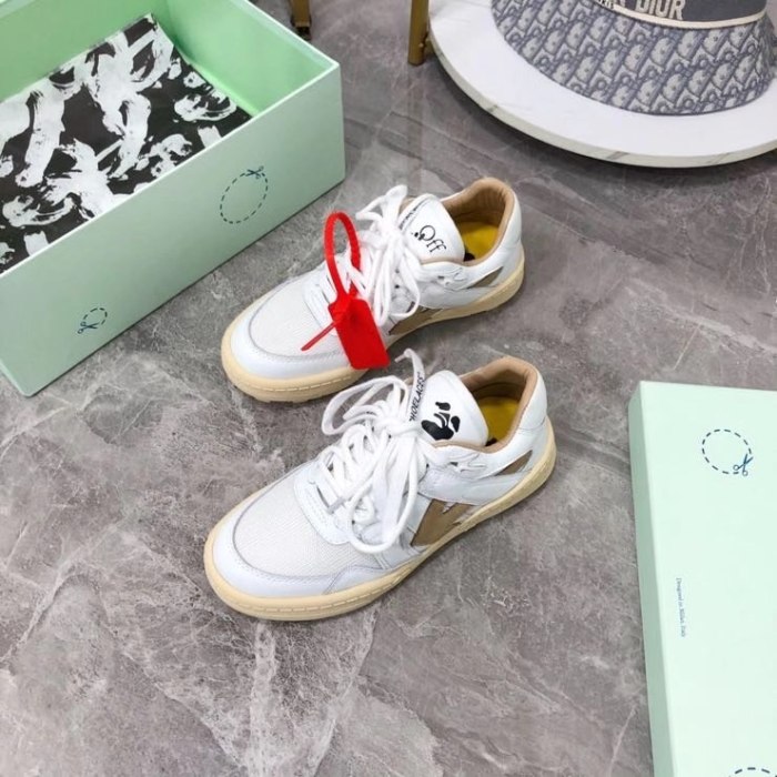 Men Women O*ff W*hite Sneaker