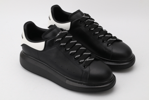 A*exander M*queen Sneaker