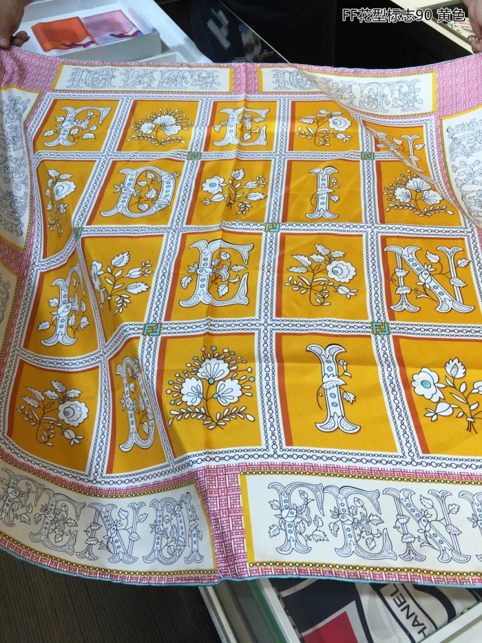Scarf 90X90cm