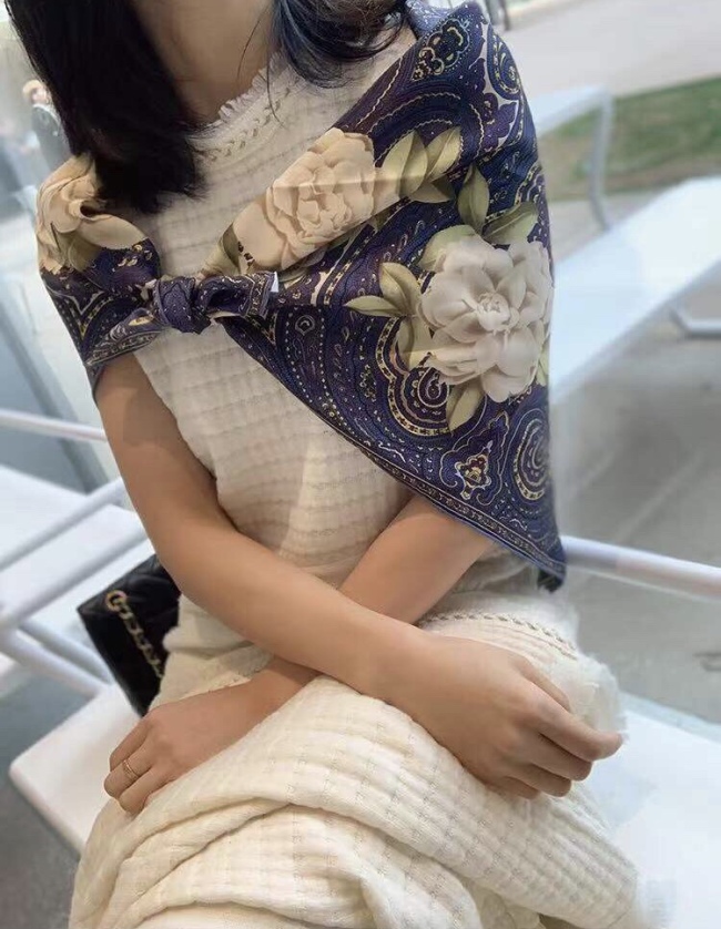 Scarf 90X90cm