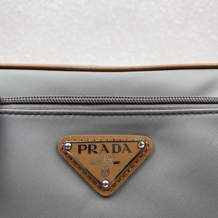 P*rada Top Bag 21*12.5*4.5cm