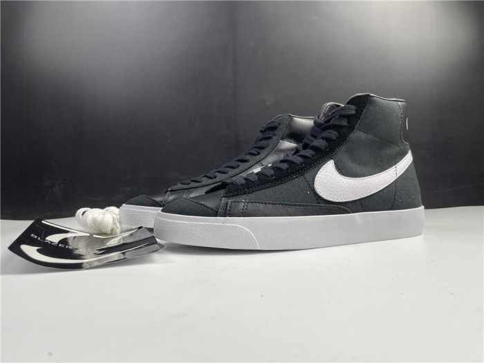 Nike Blazer Mid CD8233-100