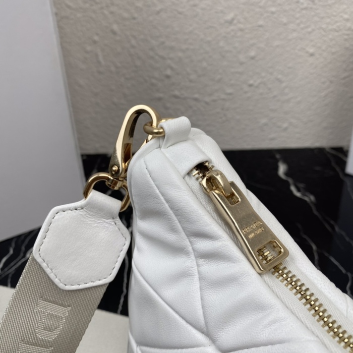 P*rada Top Bag 24*17*7cm