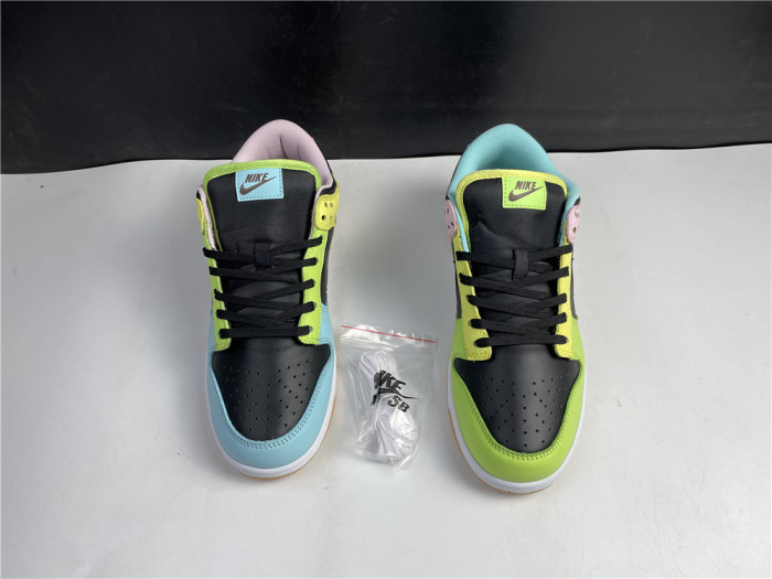 Nike Dunk Low “Free 99” DH0952-001