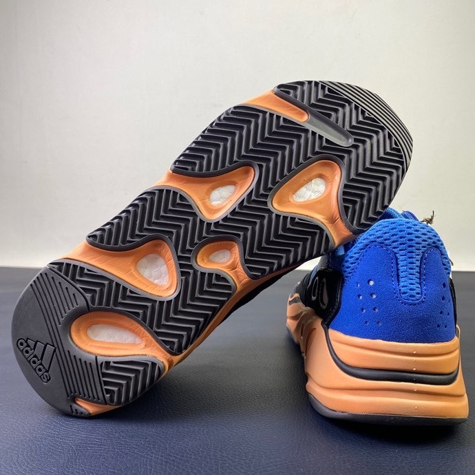 Yeezy Boost 700 GZ0541