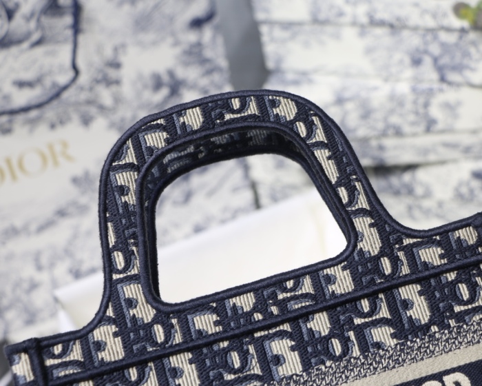 D*ior Top Bag 23*17*7cm
