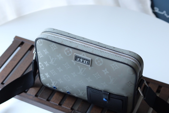 L*ouis V*uitton Top Bag 26x17x5CM