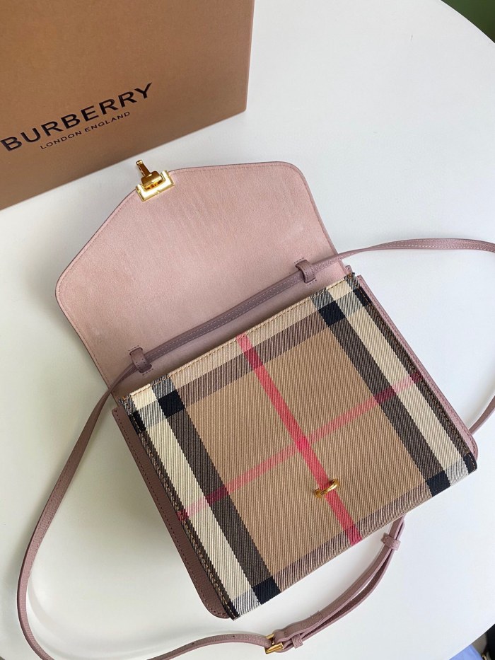 B*urberry Bag Top Quality 24*7*18cm