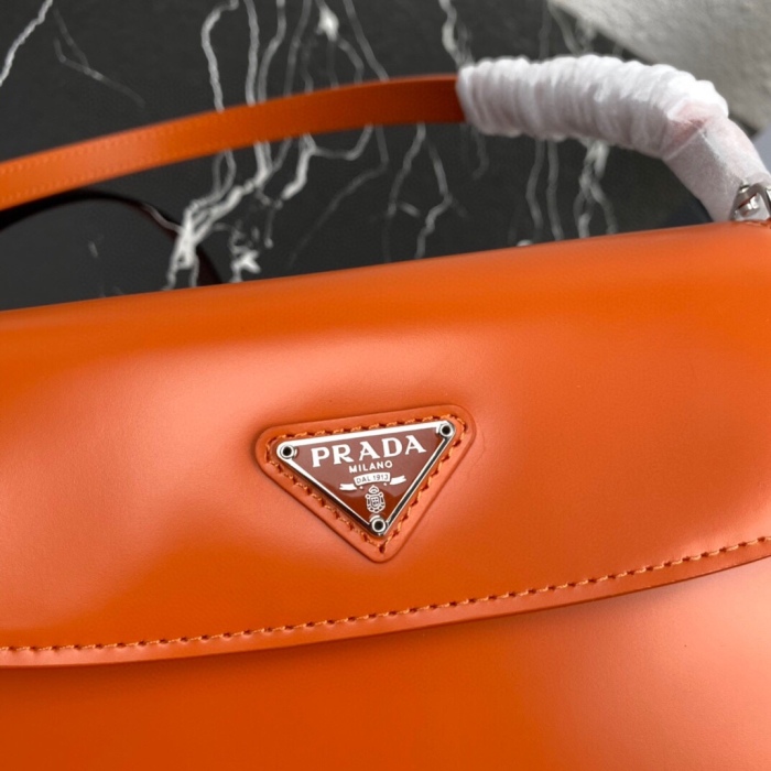 P*rada Top Bag 23*18*2.5cm