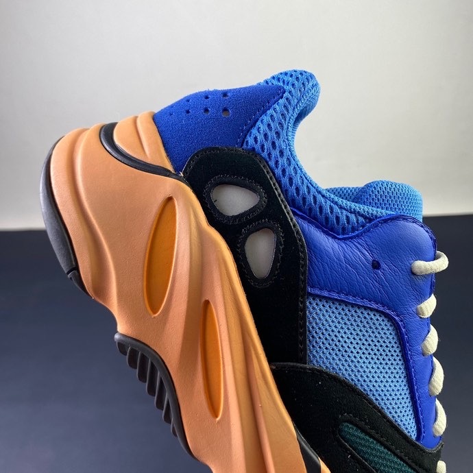 Yeezy Boost 700 GZ0541