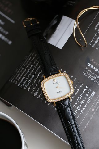 Watches Top Quality 32*28mm