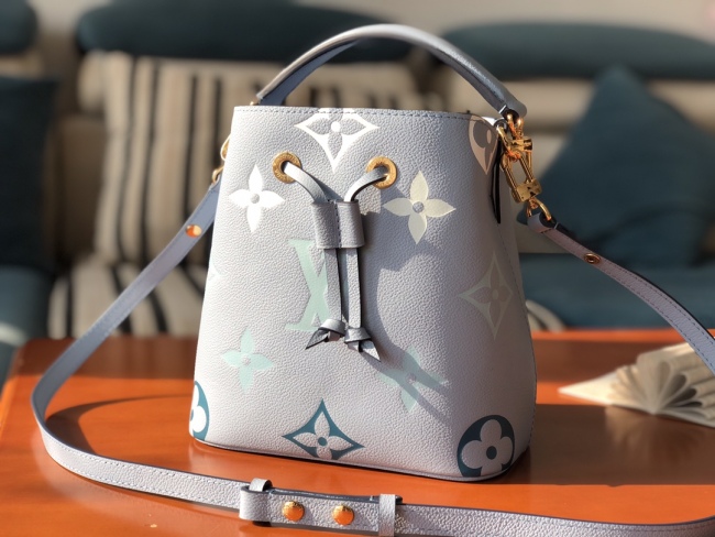 L*ouis V*uitton Bag Top Quality 20 x 20 x 13cm