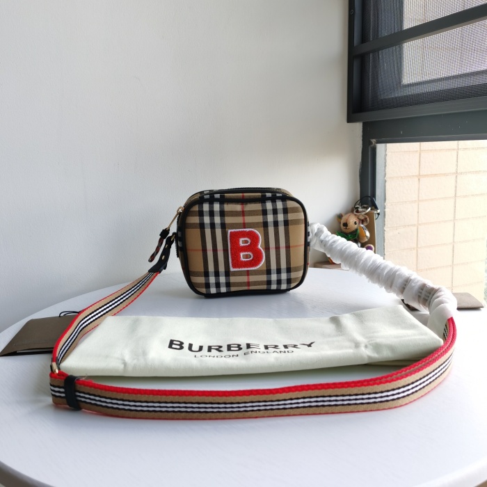B*urberry Bag Top Quality 17*14*7cm