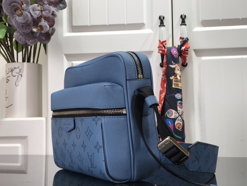 L*ouis V*uitton Top Bag