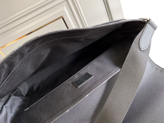 L*ouis V*uitton Top Bag 31*27*8cm