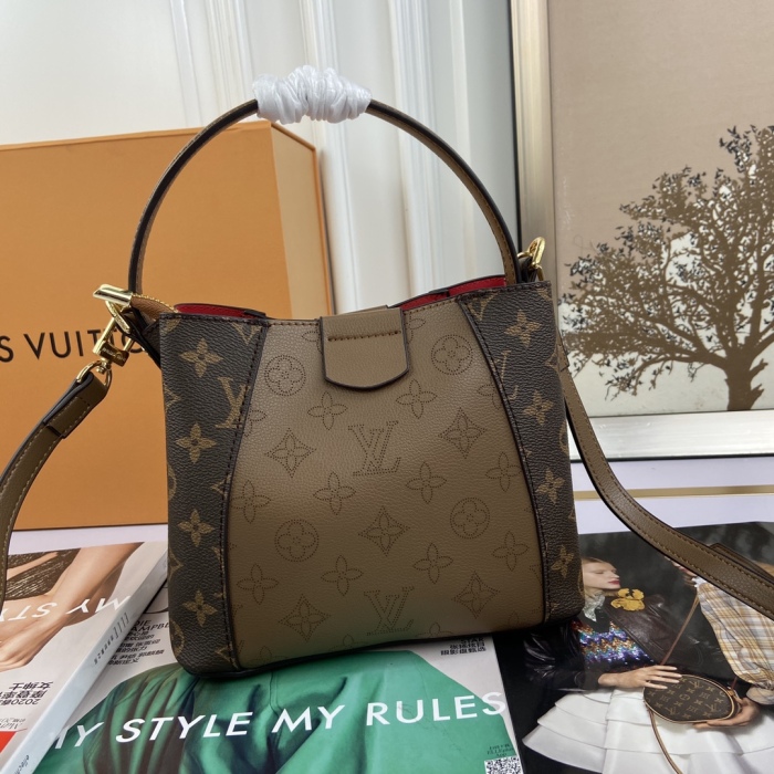L*ouis V*uitton Top Bag 21*18*11cm
