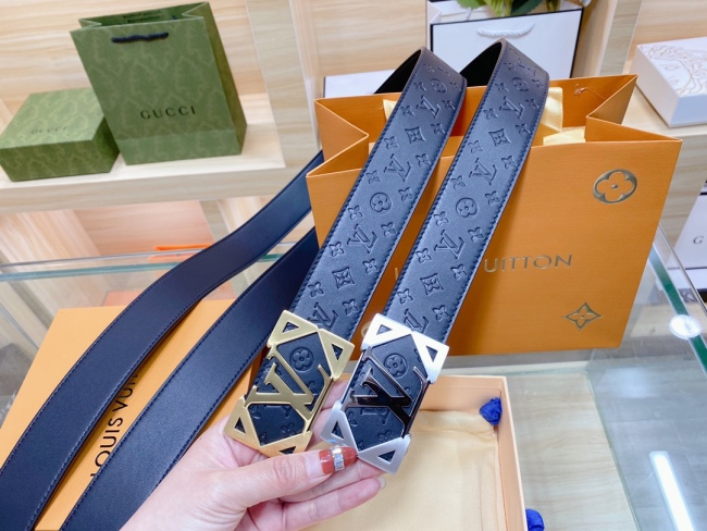 L*ouis V*uitton Belts Top Version