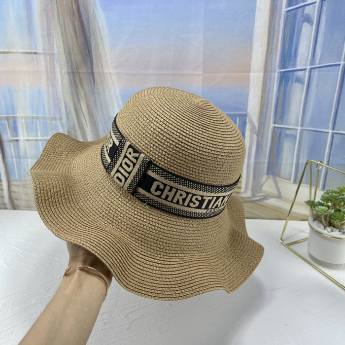 Top Hats 57cm