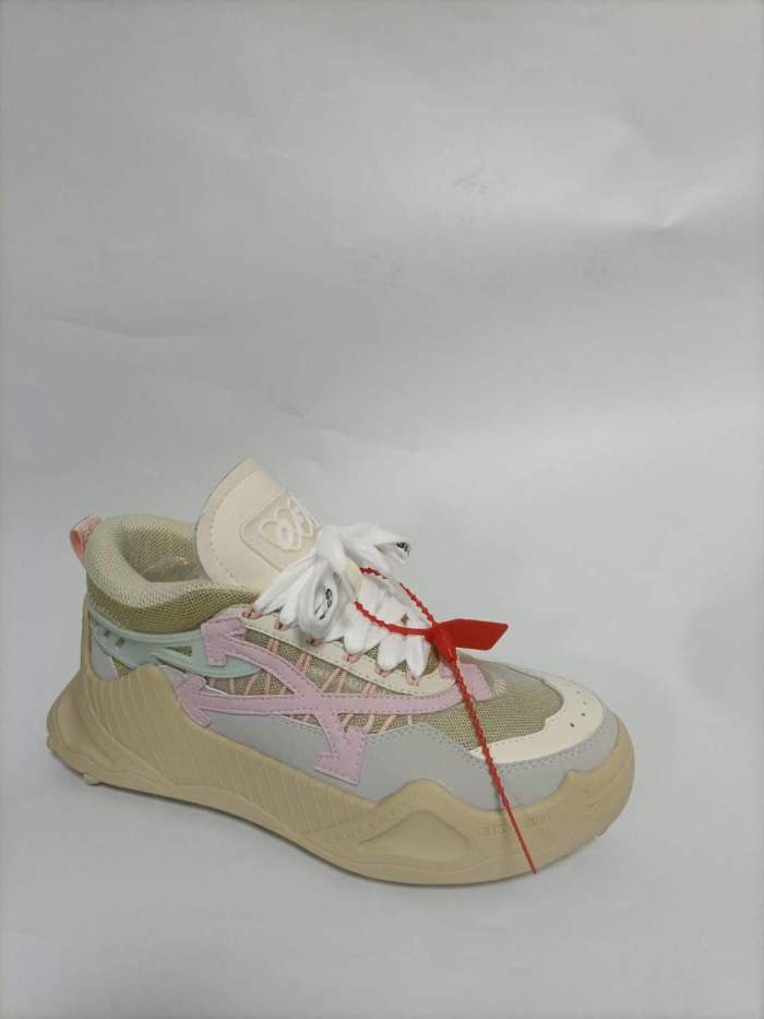 Men O*ff W*hite Top Sneaker