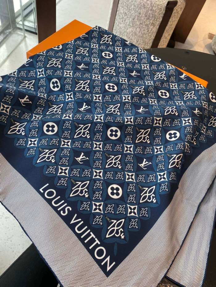 Scarf 90X90cm