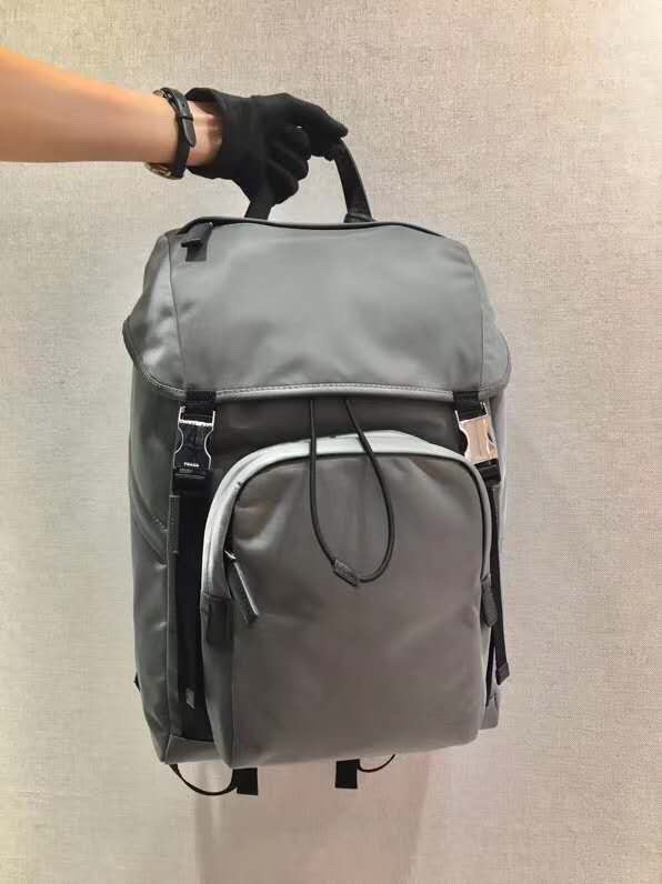 P*rada Top Bag 27*45*17cm